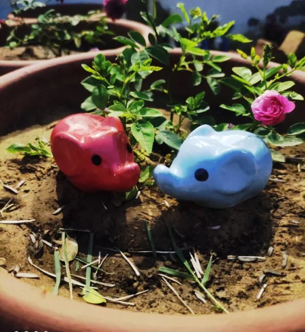 Elegant Ceramic Elephant Garden Decor – Set of 2 | Handcrafted & Weather-Resistant